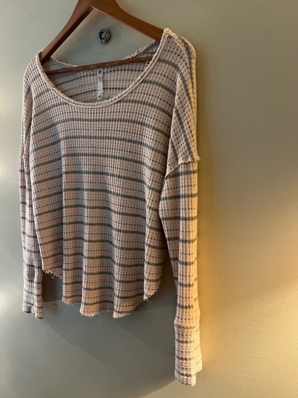 Glyder Long Sleeve Ribbed Tee Shirt W/ Raw Hem--Size S